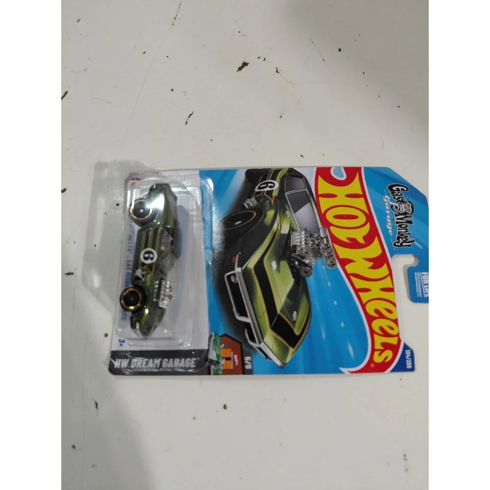 NIP Hot Wheels Dream Garage 1:64 DieCast Gas Monkey C3 1968 Chevrolet Corvette